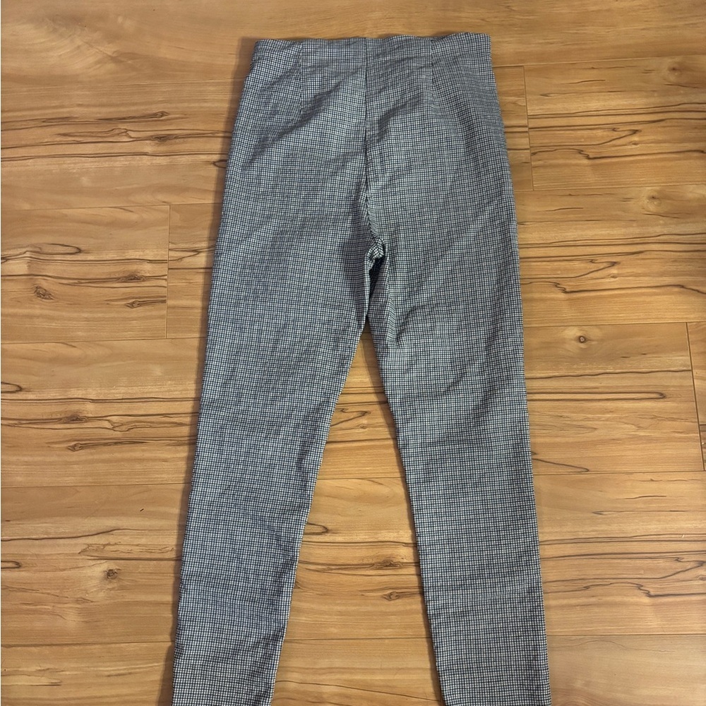 Dynamite Monochrome Checkered Ankle Pants - Picture 5 of 5